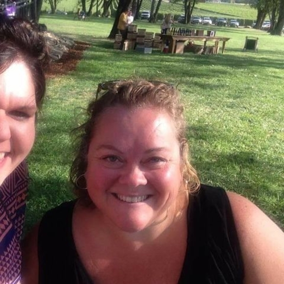 Meet your Posher, Stephanie - Picture 1 of 1